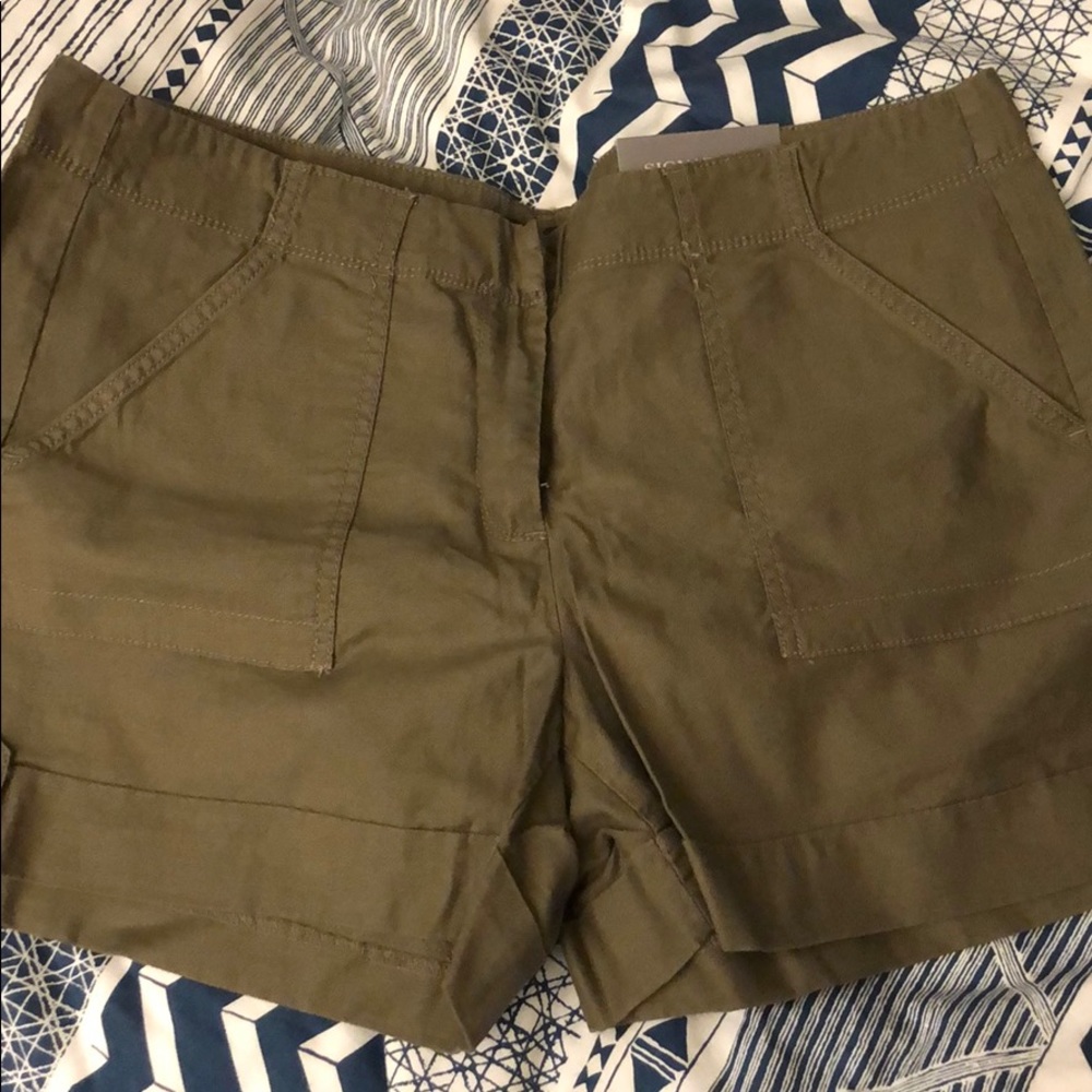 Brand new (w/ tags) Ann Taylor shorts.